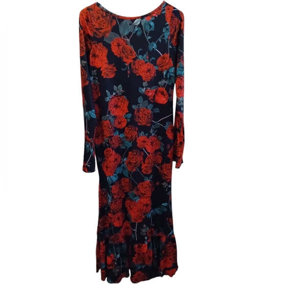 RED ROSE Dress - Picture 2 of 3